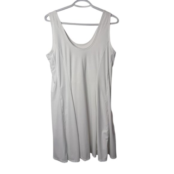 Lole Dresses & Skirts - Lole white mini dress with inner shorts size L